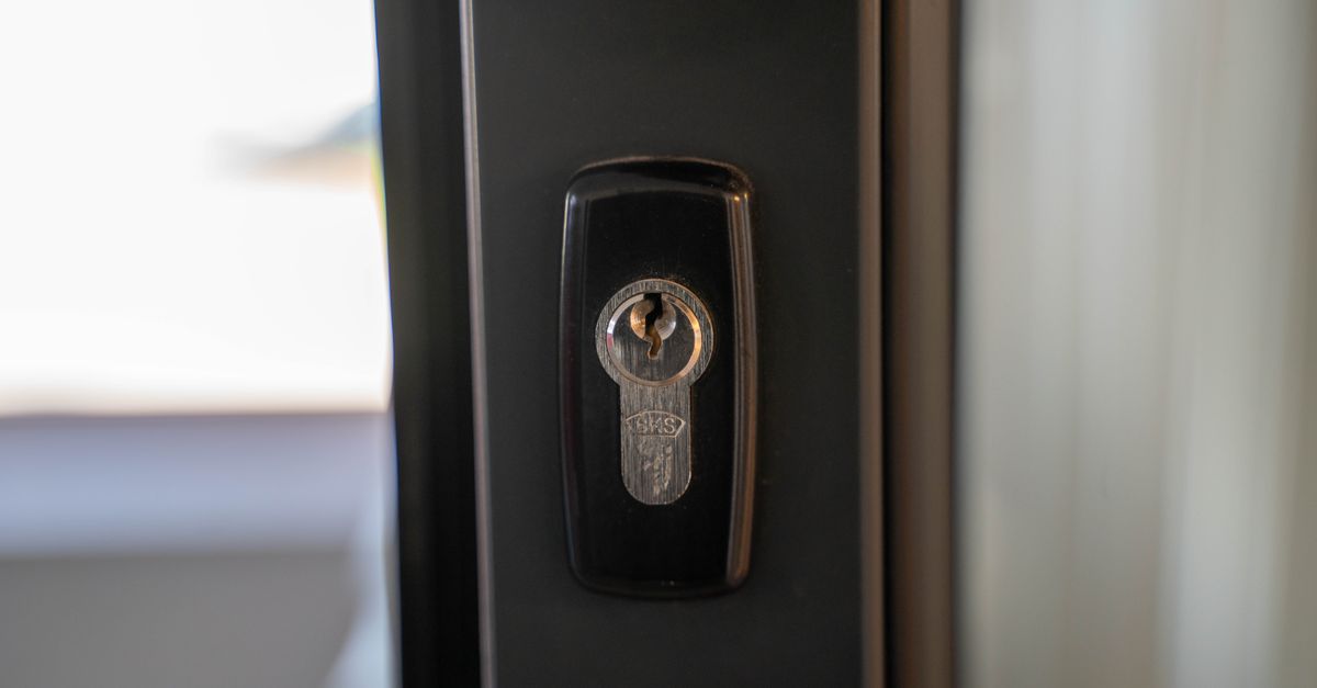 What 24/7 Emergency Locksmith Service in Queens Really Includes — Woodhaven Locksmiths