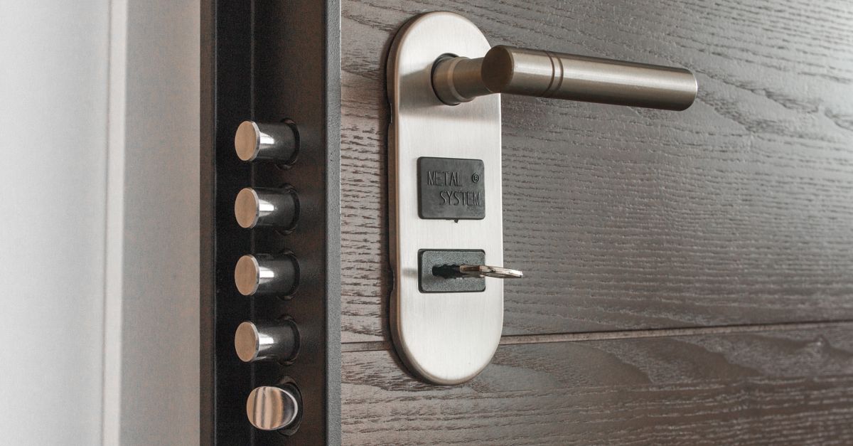 locksmith service technician — Woodhaven Locksmiths