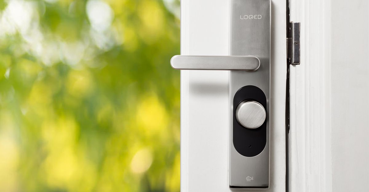 front door lock key — Woodhaven Locksmiths
